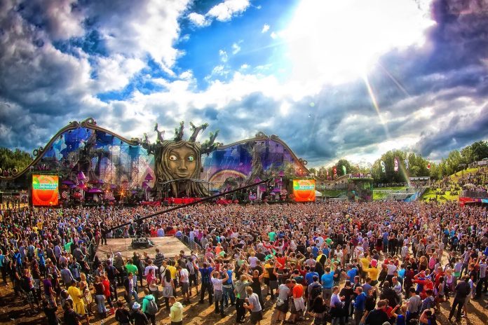 Weird-Festivals-from-Around